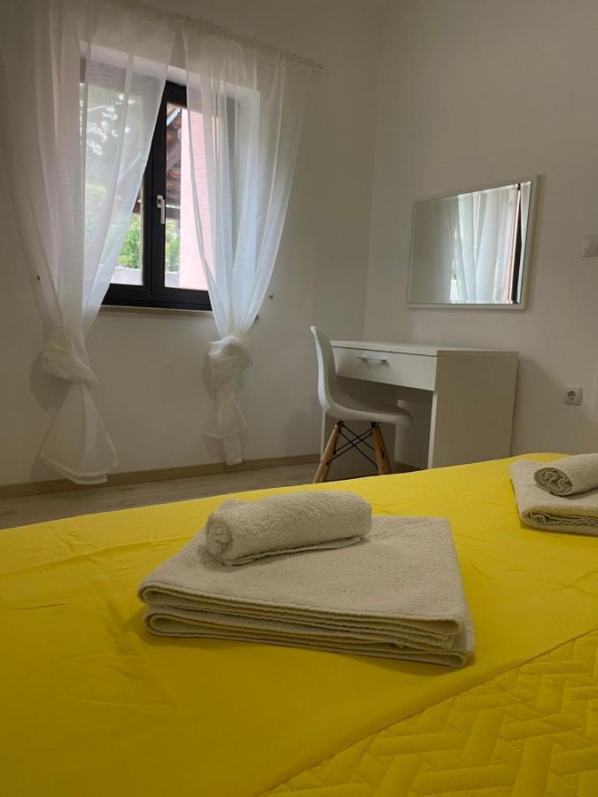 Apartments Lovro Lovran Εξωτερικό φωτογραφία