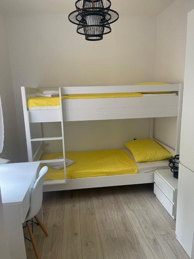 Apartments Lovro Lovran Εξωτερικό φωτογραφία